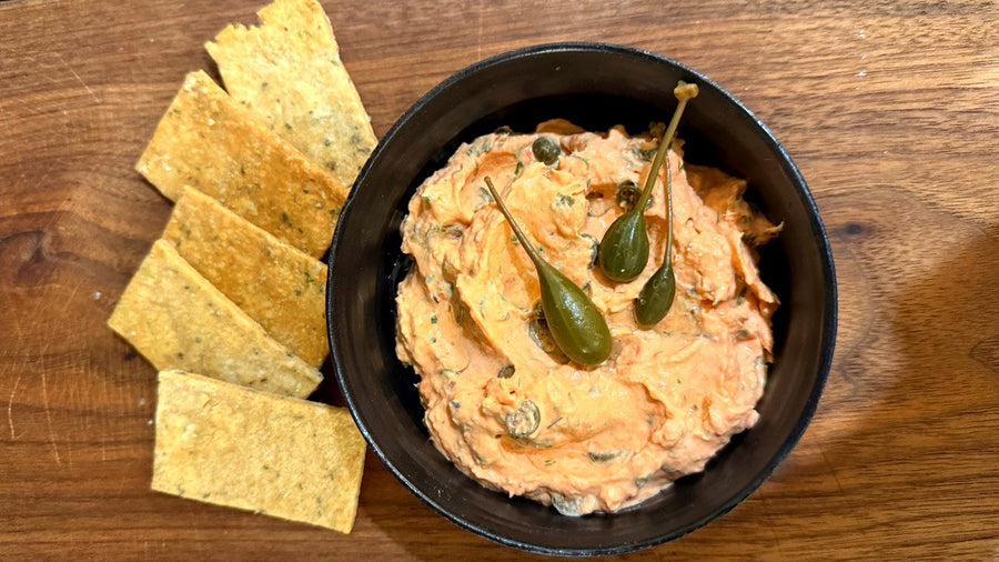 Pimento cheese with crackers